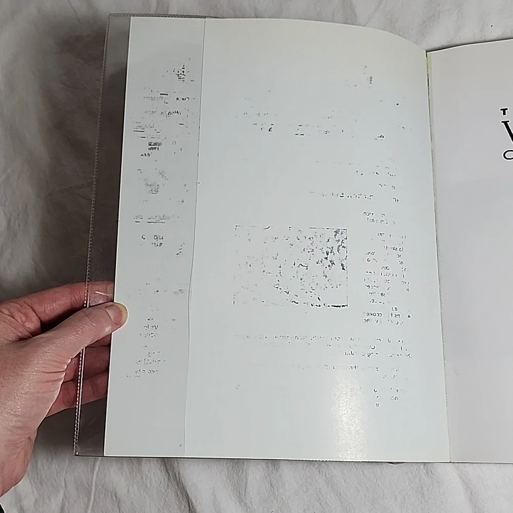 The Essential Vegetarian Cookbook‎
